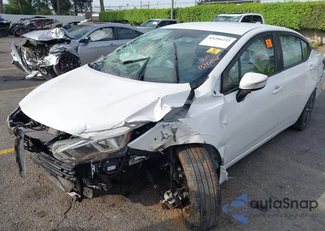 2021 Nissan Versa Sv Xtronic Cvt z USA, uszkodzony, nr VIN 3N1CN8EV7ML918132